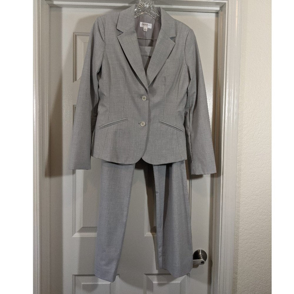 Isaac Mizrahi grey pant suit